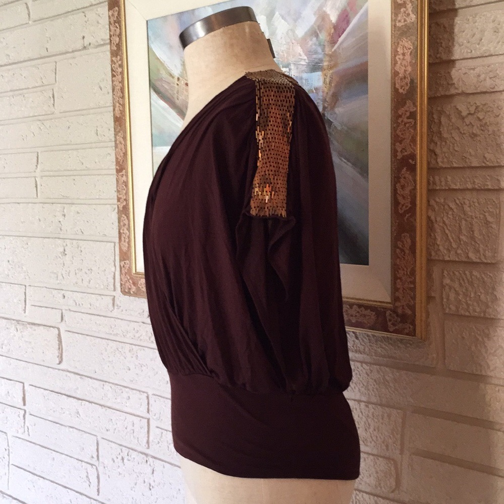 By Deep Los Angeles Lap Front Beaded Top - Picture 2 of 8